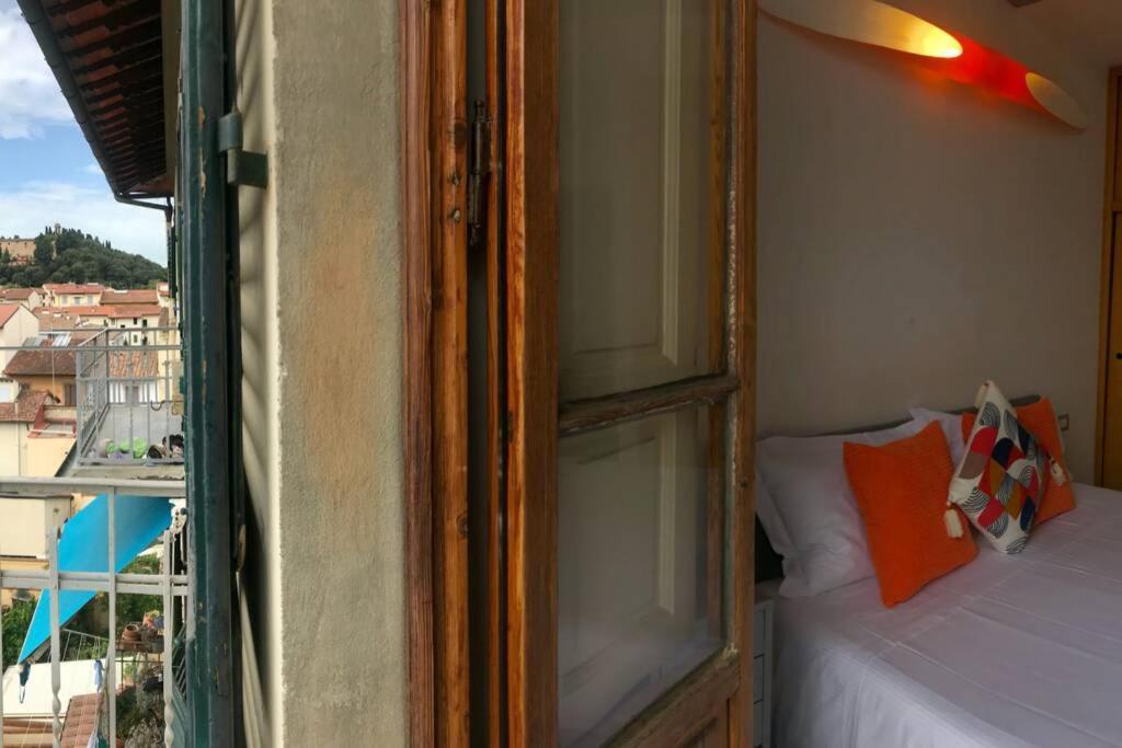 Sunny Top Floor In San Frediano فلورنس المظهر الخارجي الصورة