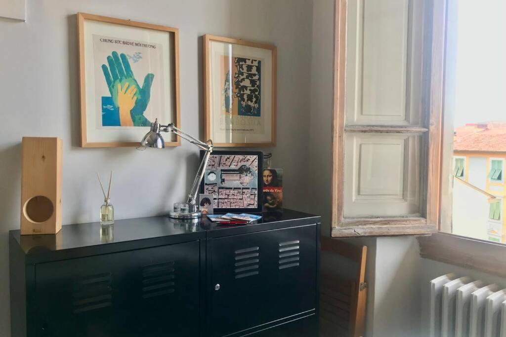 Sunny Top Floor In San Frediano فلورنس المظهر الخارجي الصورة